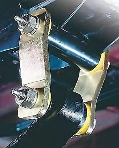 ARB OMEGS3 Old Man Emu Greasable Shackle and Pin