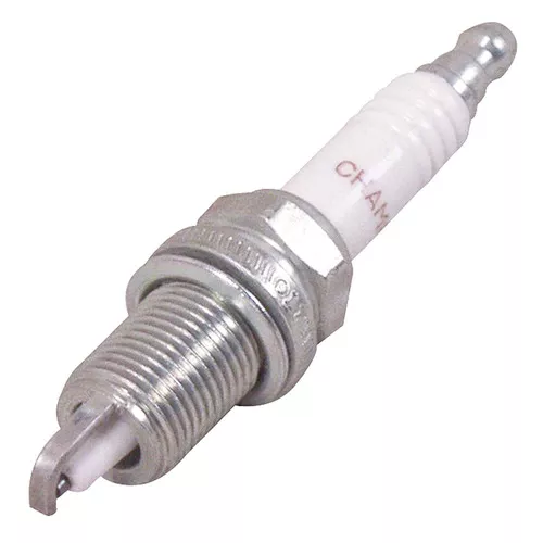 Champion Copper Plus Spark Plug L82 (811)