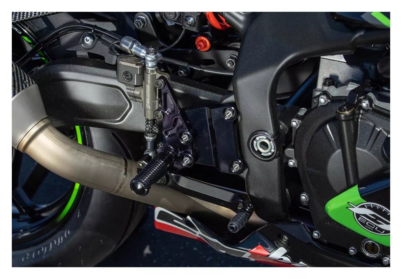 Graves Rearsets Kawasaki Ninja ZX-4R / ZX-4RR 2023-2026