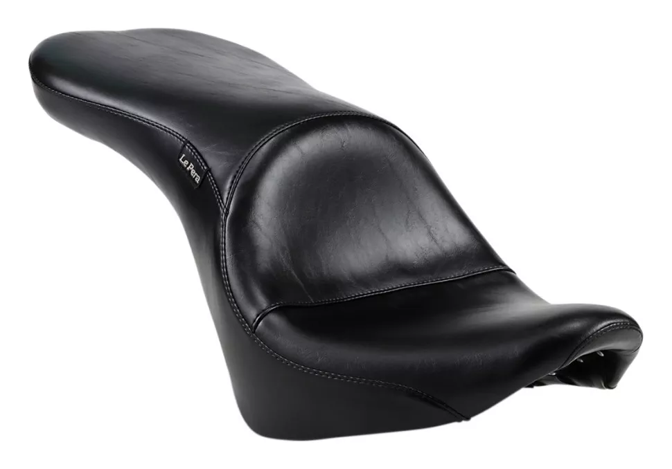 Le Pera Maverick Smooth Seat For Harley Softail 2018-2026