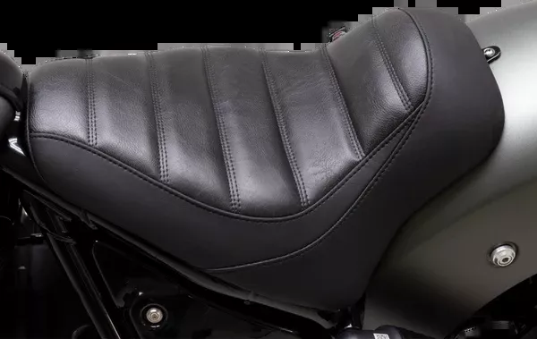 Mustang Runaround Seat – Solo – Black – Tuck-N-Roll – Chief ’22-’24