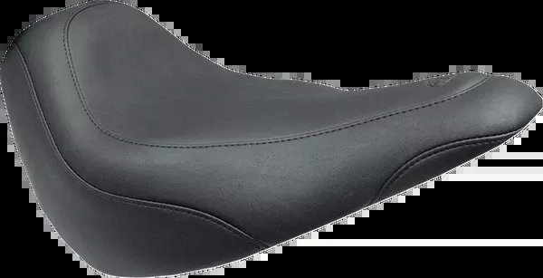 Mustang Wide Tripper™ Seat – Smooth – FLSL ’18-’21