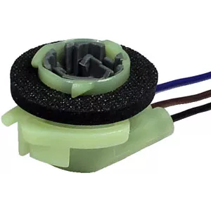SOCKET W/ PIGTAIL